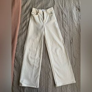 & Other Stories Treasure Cut Cream Jeans